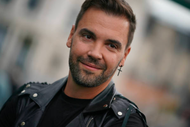 Adrián Silvestre
